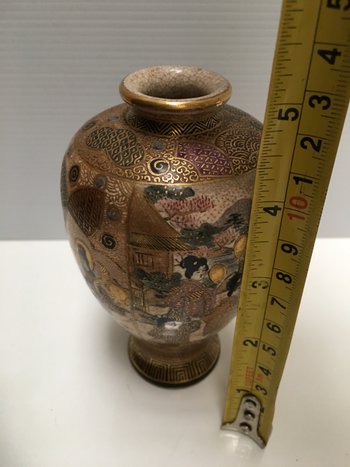 Small earthenware vase from Satzuma