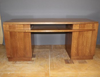 Art Deco Schreibtisch In Nussbaum
