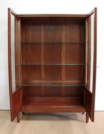 Vitrine Toutes Faces en Acajou massif, style Louis XVI – Fin XIXe
