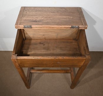 Petit Pupitre d’Écolier en Chêne et Pin – 1920