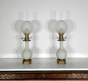 Paire de Lampes à Pétrole en Céladon et Bronze, époque Napoléon III – Milieu XIXe
