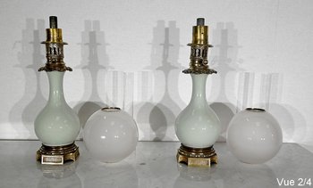 Paire de Lampes à Pétrole en Céladon et Bronze, époque Napoléon III – Milieu XIXe