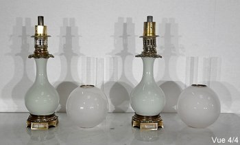 Paire de Lampes à Pétrole en Céladon et Bronze, époque Napoléon III – Milieu XIXe