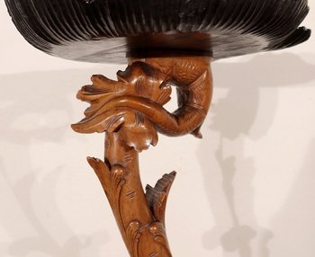 Sellette « Eros chevauchant un dauphin » en bois naturel et bois noirci, goût Napoléon III – 2ème moitié XIXe