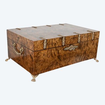 Important Coffret de Voyage en Loupe d’Orme, goût Restauration – 1ère partie XIXe