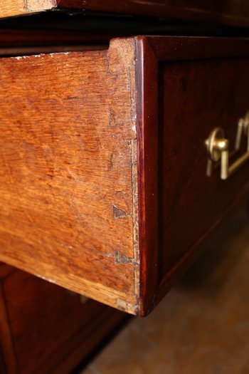 Commode fin XVIII en acajou Louis XVI