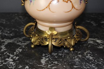 Pair of Napoleon III lamps in opaline and gilt bronze