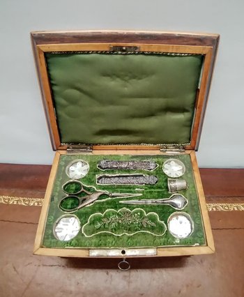 Sewing box