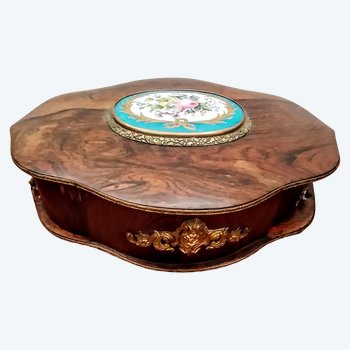 Giroux jewelry box