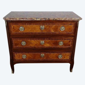 Petite Commode en Marqueterie de Bois Précieux, estampillée C-M. Magnien, époque Louis XVI – XVIIIe