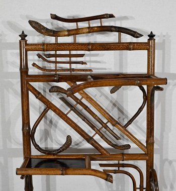 Petite étagère en Bambou et Paire de Consoles d’applique à décor asiatique – 1920