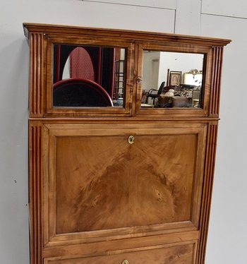 Guillotine Secretary in Blond Walnut, Louis XVI period - End of XVIIIth century