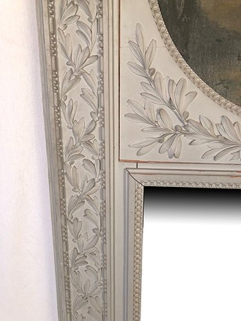 Grande sovramantello in legno laccato grigio, olio su tela nella parte superiore. XIX secolo