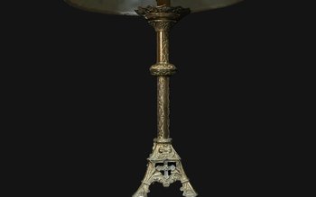 Coppia di lampade neogotiche in bronzo, XIX secolo