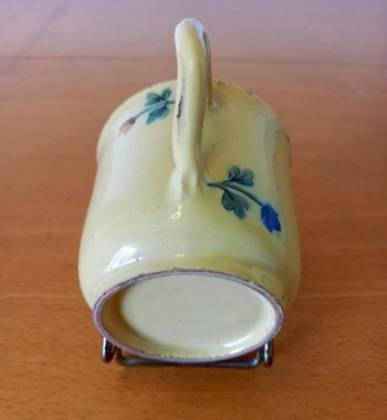 Coppa di terracotta: Marsiglia XVIII secolo.