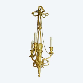 Small Louis XVI chandelier End of XIXth century Beginning of XXth century