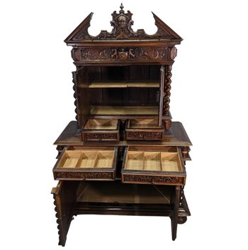 Two Shrunken Louis XIII Bodies In Walnut Ep XVIIIth