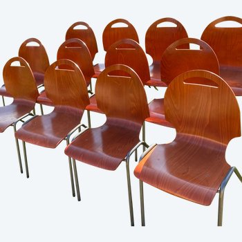 SUITE DE 12 CHAISES 