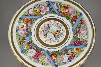 Table guéridon en Porcelaine "Allégorie de la musique", XIXe siècle