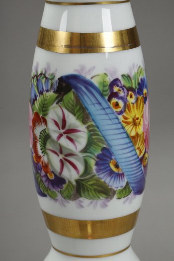 Table guéridon en Porcelaine "Allégorie de la musique", XIXe siècle
