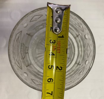 GOBELET EN DEMI CRISTAL 