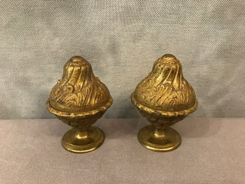 Embouts De Tringle à Rideaux En Bronze Doré D’époque 19 ème De Style Louis XVI