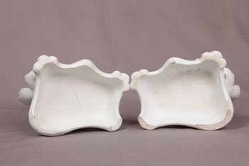 Bella coppia di candelieri in porcellana Vecchia Parigi del XIX secolo