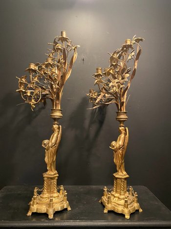 Important pair of candelabras