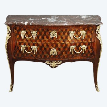 Commode Sauteuse En Placage De Bois De Rose Et Marqueterie d'Oeben, d'époque Louis XV