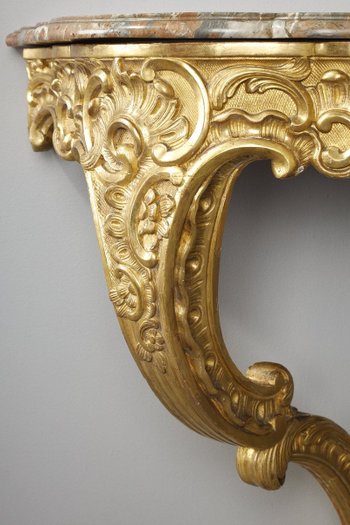 Console d'Angle De Style Louis XV En Bois Doré Et Plateau En Marbre Brèche, XIXe