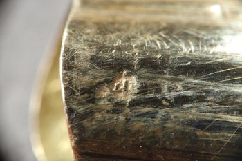 Scatola da cucito in legno di palissandro impiallacciato, oro e argento, XIX secolo