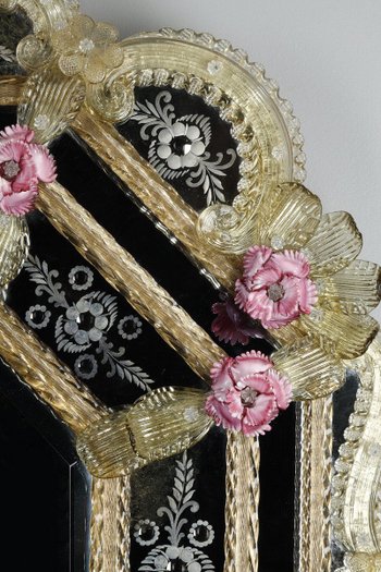 Specchio rococò con perle in vetro di Murano, inizio '900