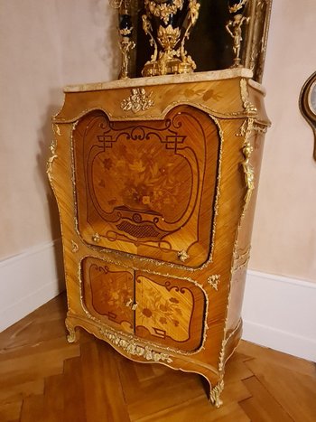 Intarsienmöbel, Stil Louis XV