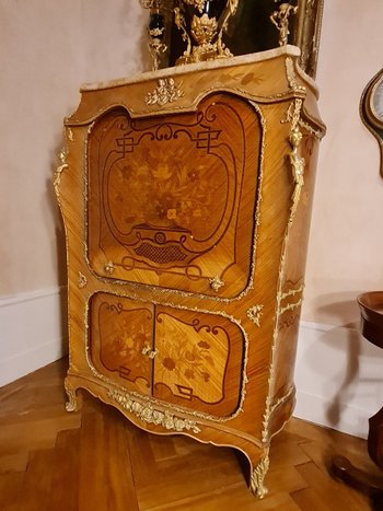 Intarsienmöbel, Stil Louis XV