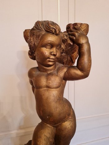 Angelot in legno intagliato del XIX secolo