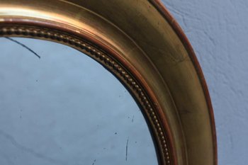 Specchio rotondo Louis-Philippe in legno dorato con perline XIX