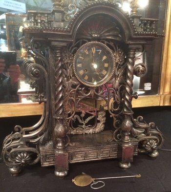 Stezle clock, with the arms of Lorraine
