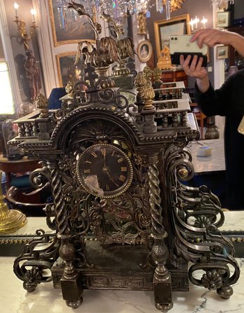 Stezle clock, with the arms of Lorraine