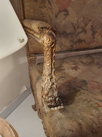 Sofa Doré Régence, Wandteppich Au Pont