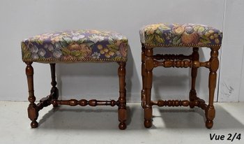 Tandem di sgabelli in noce massiccio, stile Luigi XIV - Fine del XIX secolo