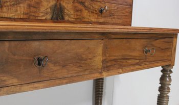 Piccolo scrittoio in noce, epoca Luigi Filippo - seconda metà del XIX secolo
