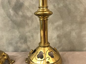 Coppia di vanghe per candele in ottone del XIX secolo