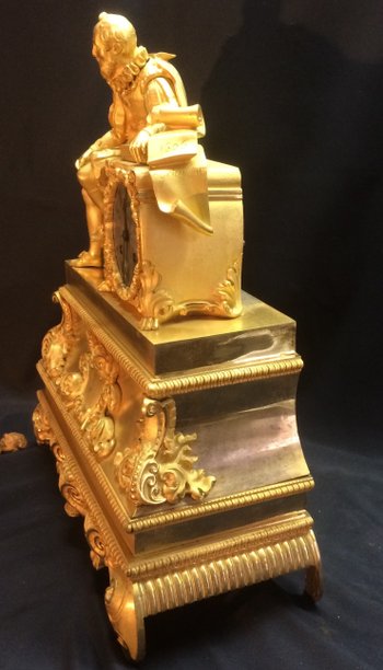 Royal" clock in gilded bronze, 44 cm high