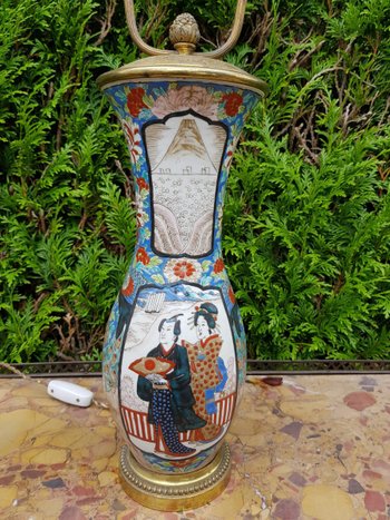 Lampada in porcellana giapponese fine XIX secolo