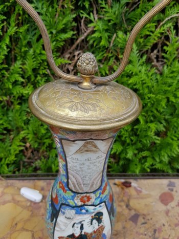 Lampada in porcellana giapponese fine XIX secolo