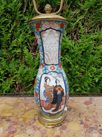 Lampada in porcellana giapponese fine XIX secolo