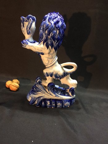 Leone araldico in terracotta di San Clemente