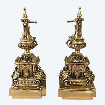 Paire De Chenets Anciens En Bronze D’époque 19ème De Style Louis XVI