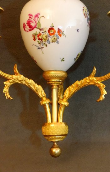 Piccolo lampadario da mobile in porcellana Directoire