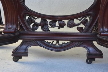 Table En Acajou Richement Travaillée Art Nouveau 1900